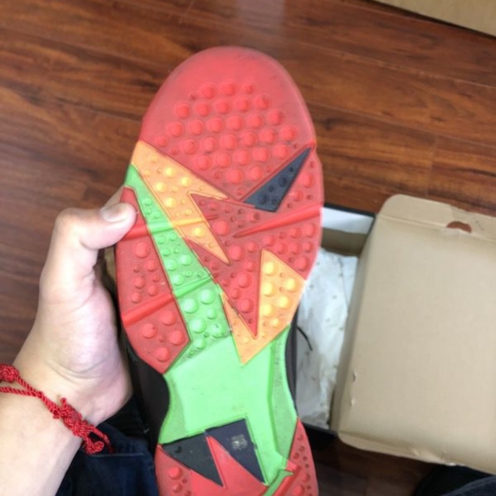 Jordan 7 - Picture 2 of 4